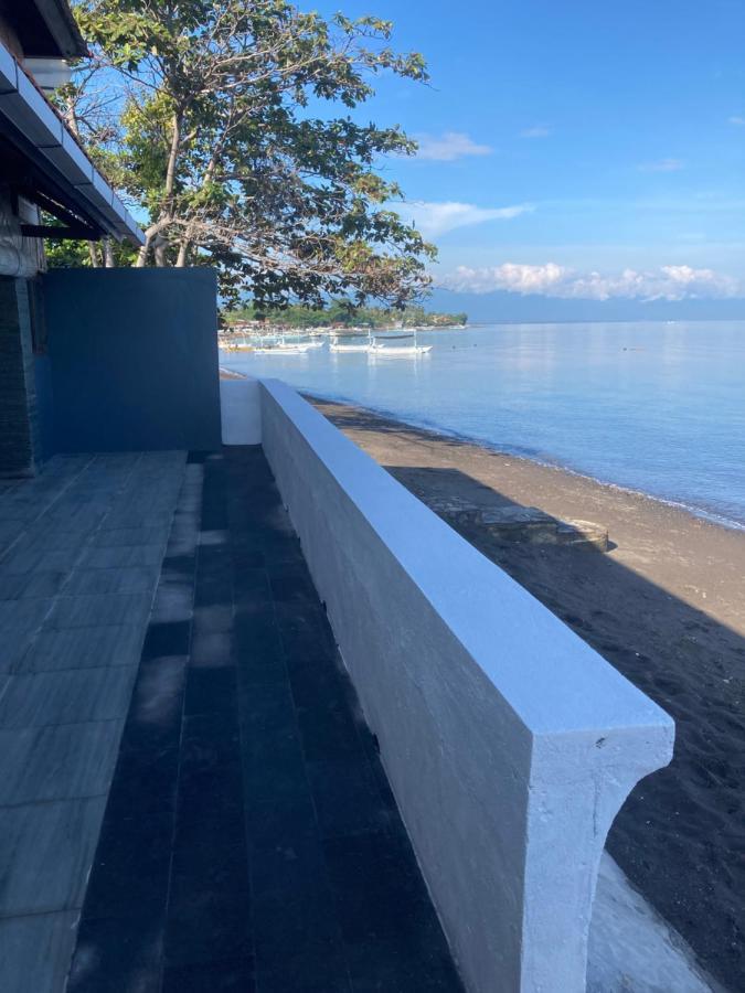Villa Agung Beach Inn Lovina  Exterior photo