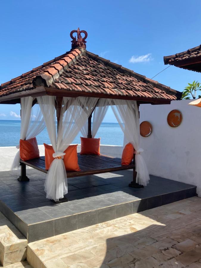 Villa Agung Beach Inn Lovina  Exterior photo
