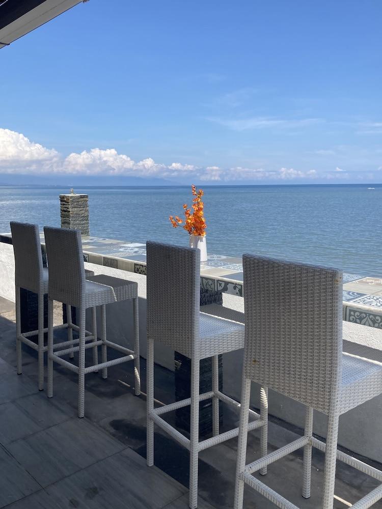 Villa Agung Beach Inn Lovina  Exterior photo