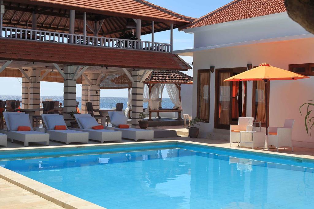 Villa Agung Beach Inn Lovina  Exterior photo