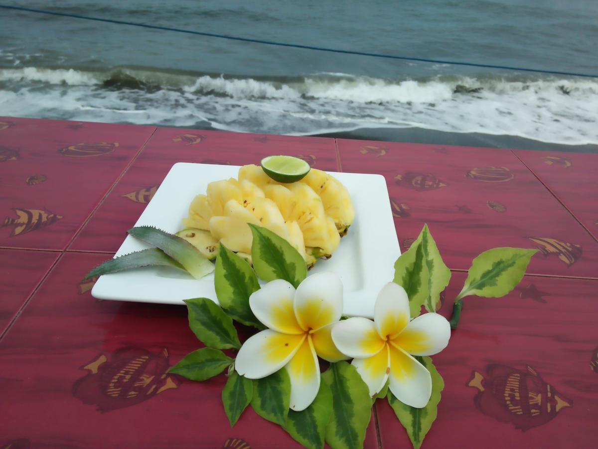 Villa Agung Beach Inn Lovina  Exterior photo